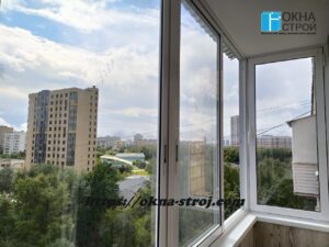 Холодное остекление балкона с крышей