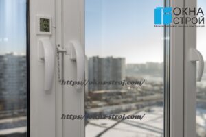 Теплое остекление балкона сапожок П-44 с термогигрометром