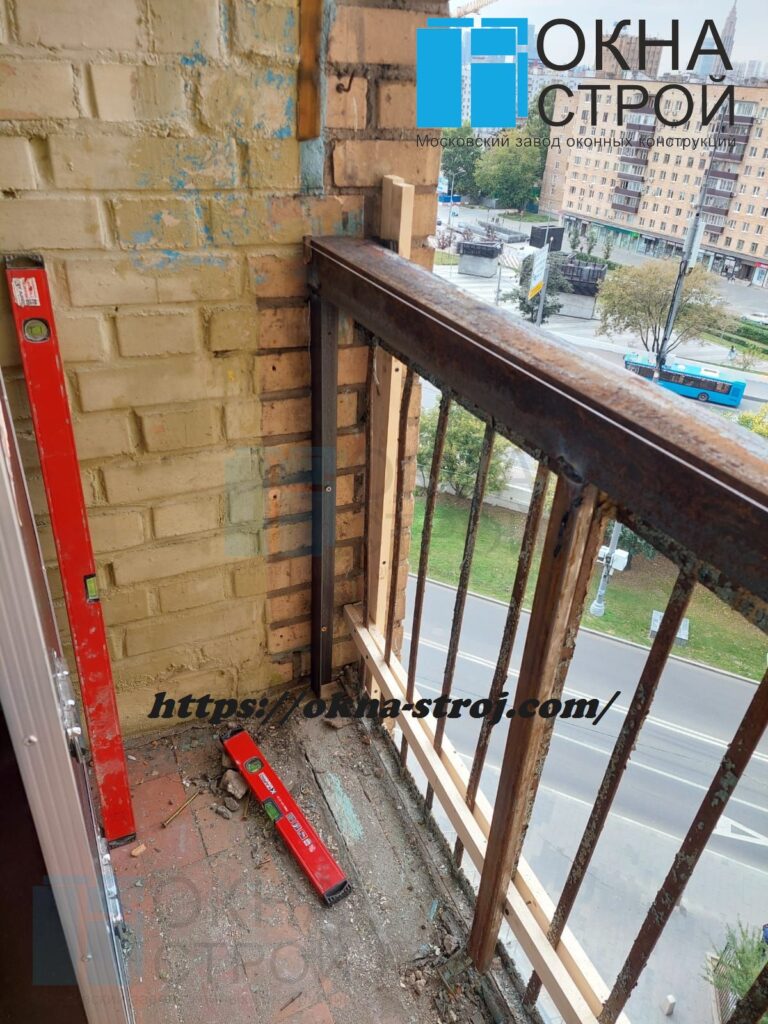 Восстановление железного парапета для установки остекления ПВХ
