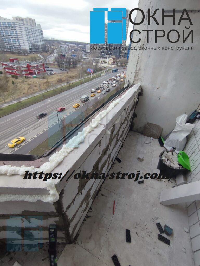 Процесс выполнения пеноблочной кладки на сапожке П44
