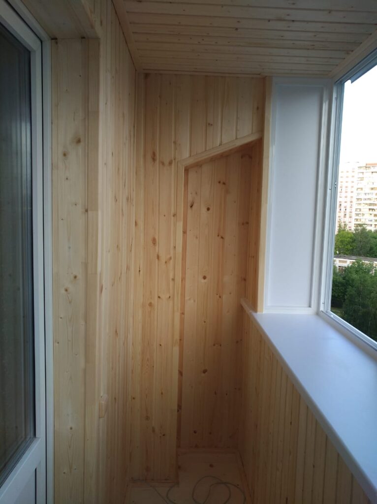 Балкон «Лодочка» под ключ. Алюминивое остекление.